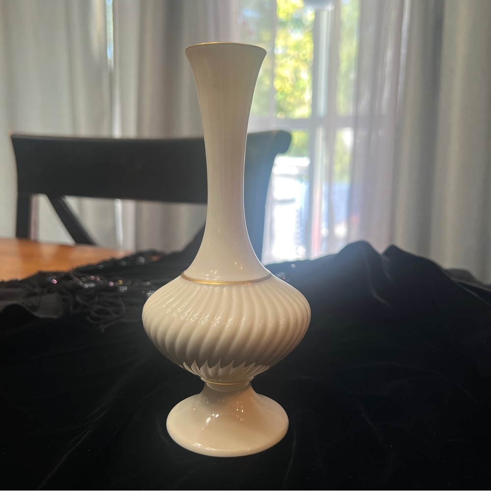 Lenox Cream Fluted Vase (Retired)
